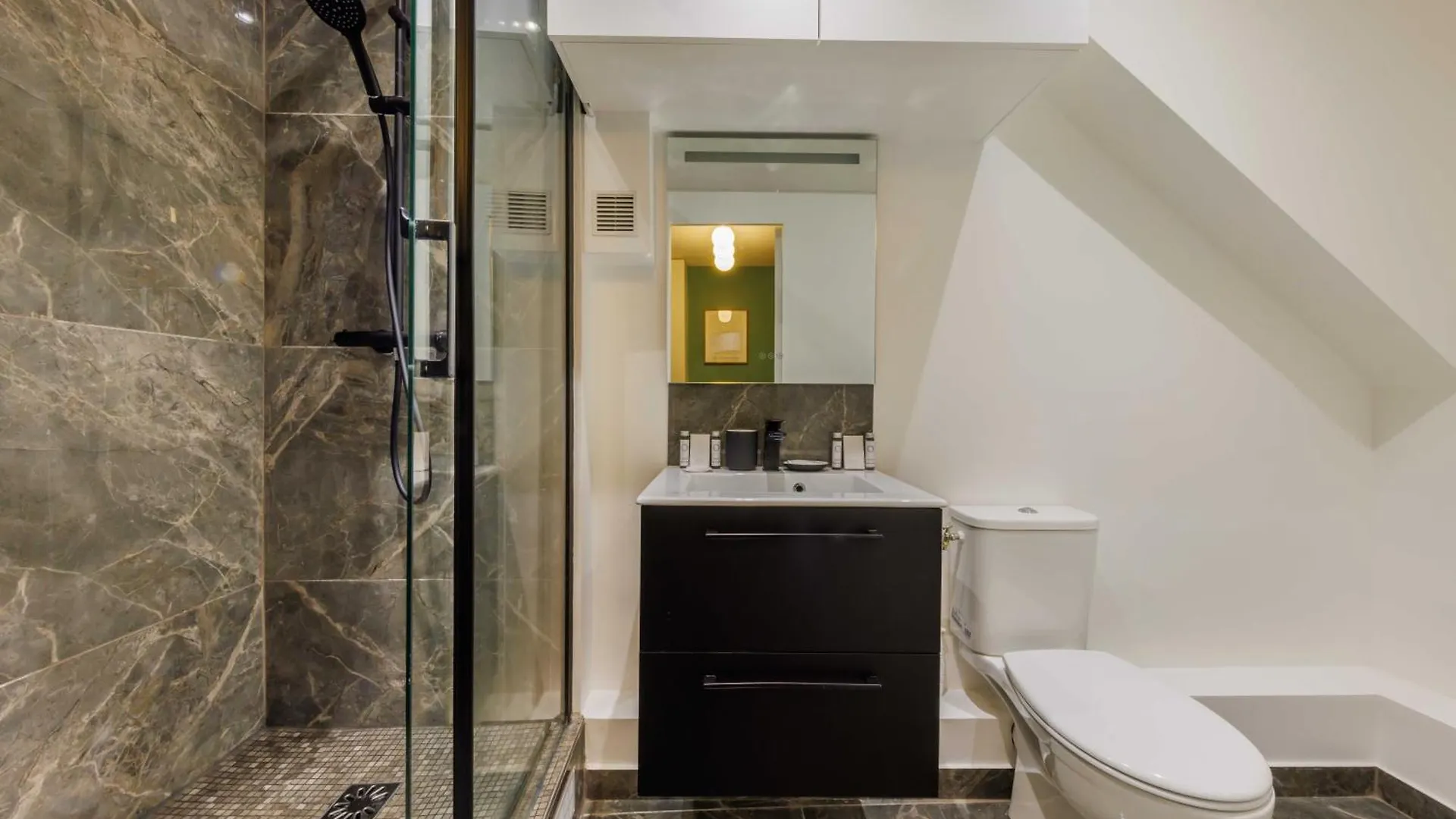 Superb With Patio 6p-2bdr - Opera Grands Boulevards Apartment