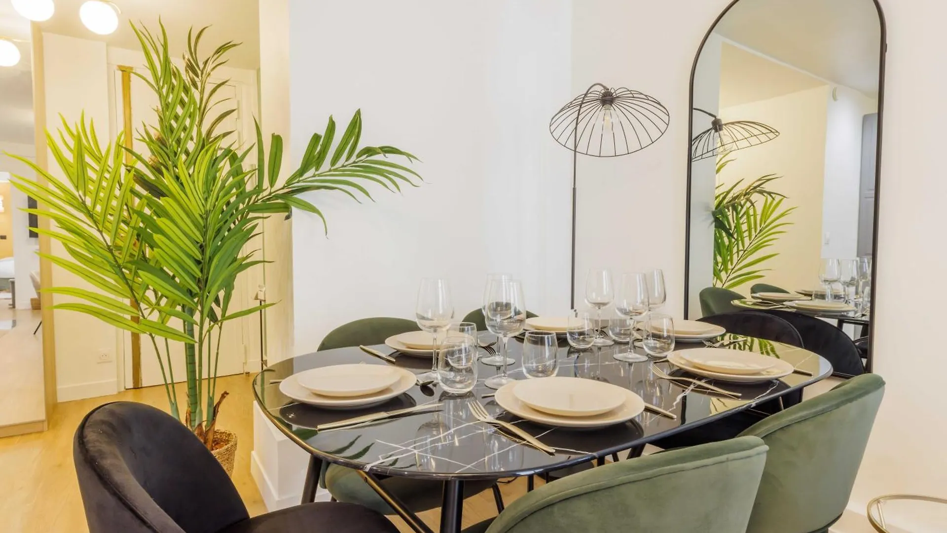 Appartement Superb With Patio 6p-2bdr - Opera Grands Boulevards